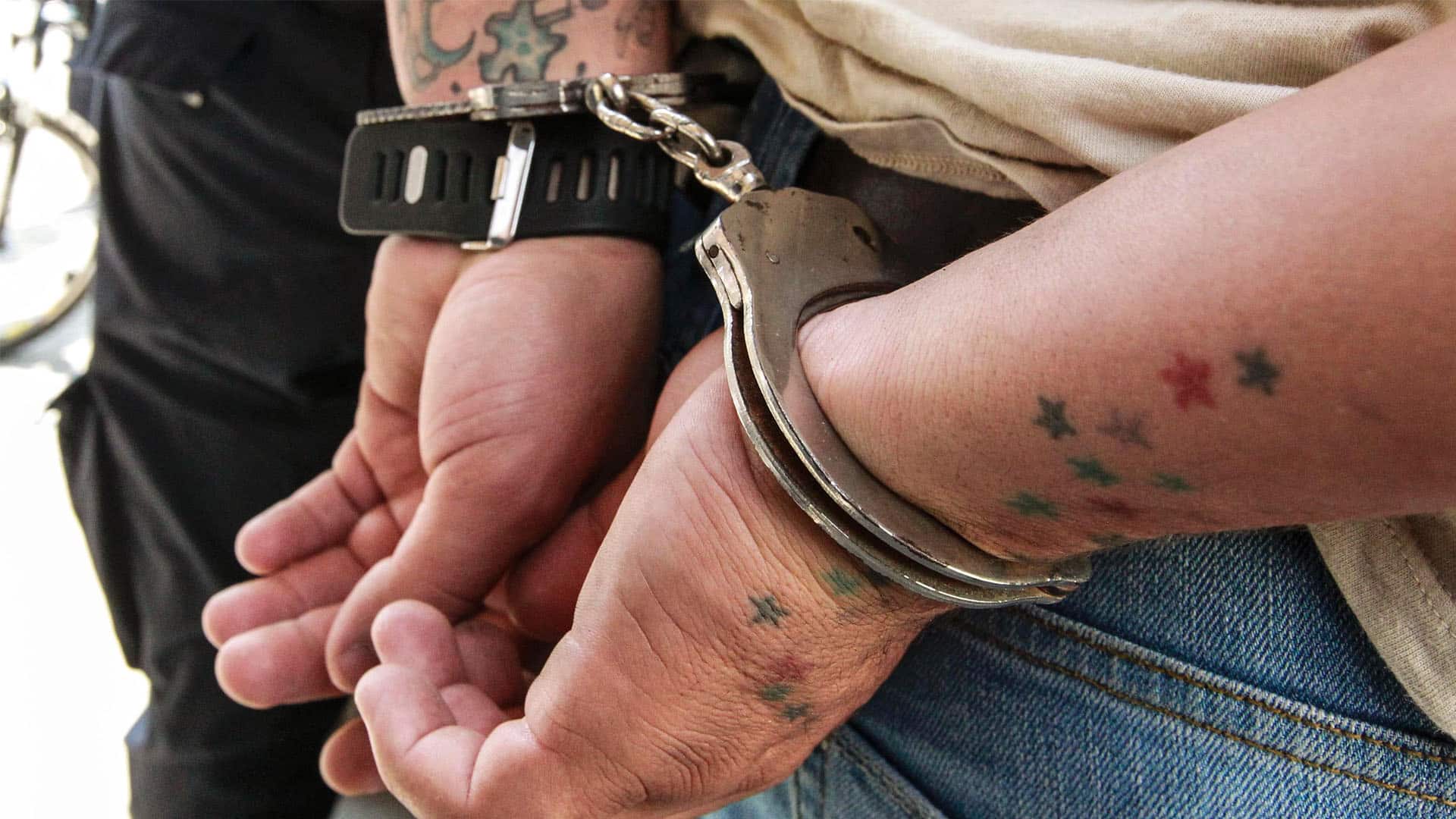 Detienen a colombiano por clonación de tarjetas en la Del Valle