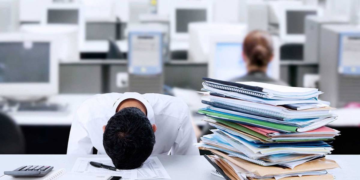 Mexicanos, los más expuestos a enfermedades laborales