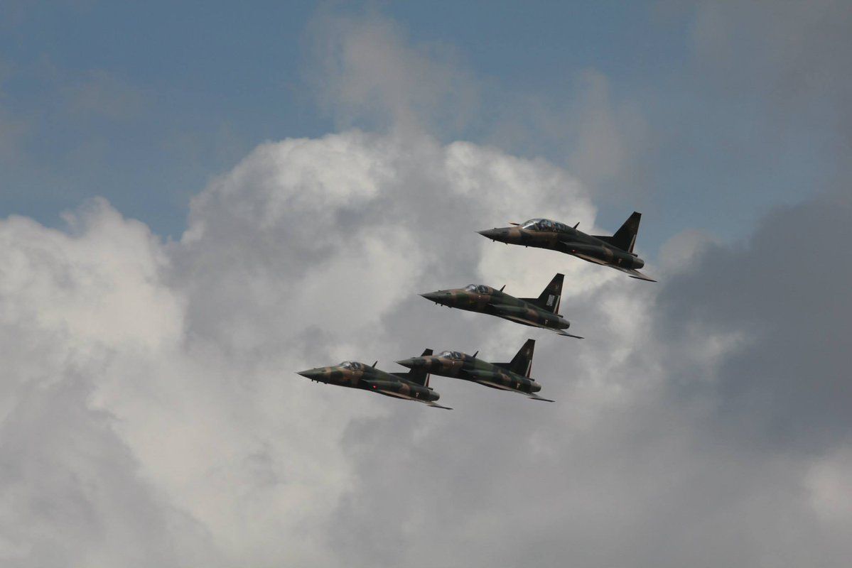 Felicitan y reconocen labor de la Fuerza Aérea Mexicana en su día