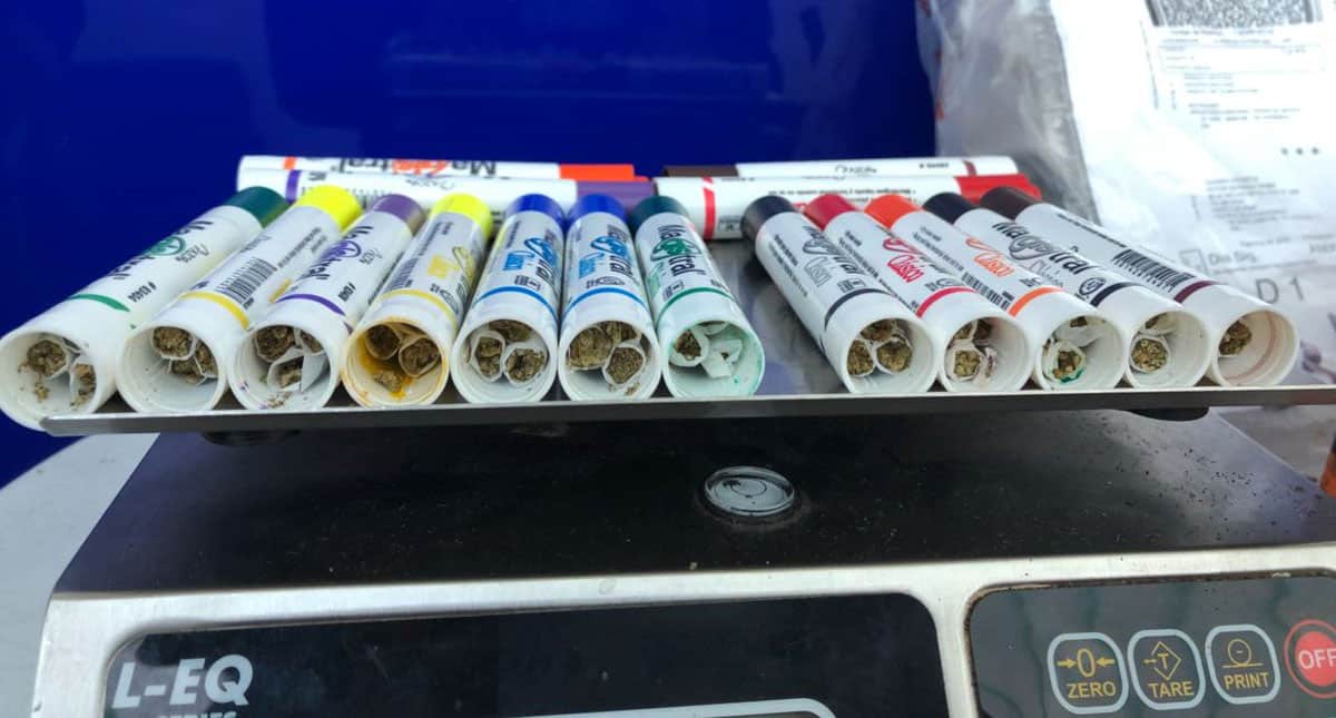 Hallan cigarrillos de mariguana ocultos en marcadores en Tijuana