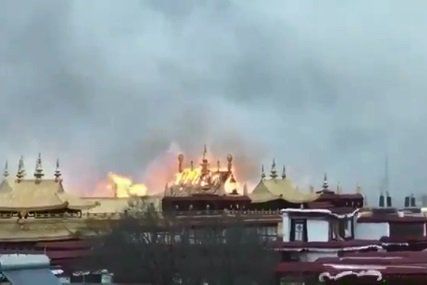 Incendio en el mayor monasterio tibetano