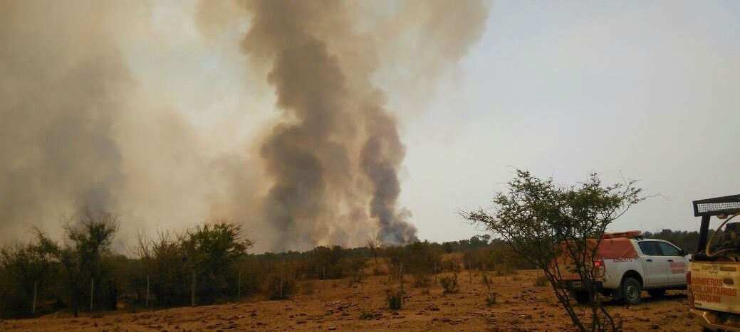 Logran extinguir incendio de 3km ocasionado por un asado en Argentina