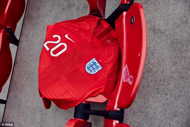 Inglaterra revela sus uniformes para Rusia 2018 - inglaterra3