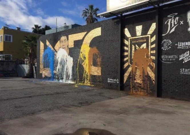 Vandalizan en Los Angeles mural dedicado a Carlos Vela