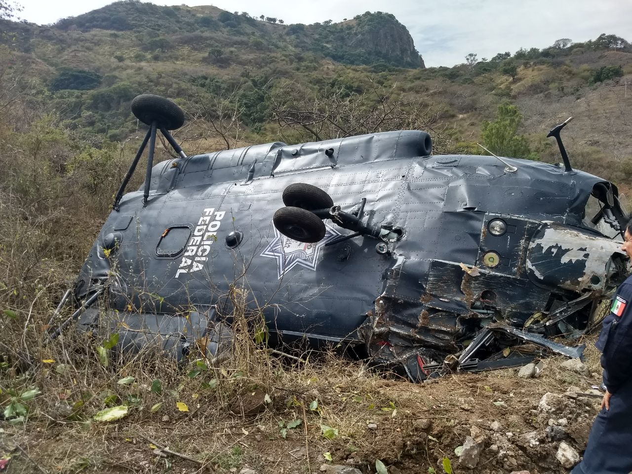 #Video Cae helicóptero de la Policía Federal en Jalisco