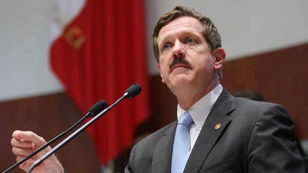 Romero Hicks pide a la UNAM que presente denuncias