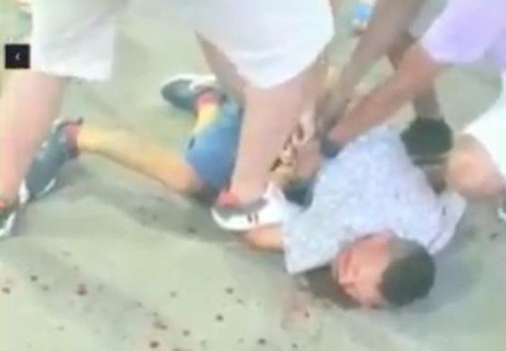 #Video Víctima golpea a ladrón en Argentina