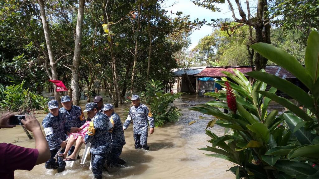 Declaratoria de emergencia en tres municipios de Tabasco por lluvias Declaratoria de emergencia en tres municipios de Tabasco por lluvias