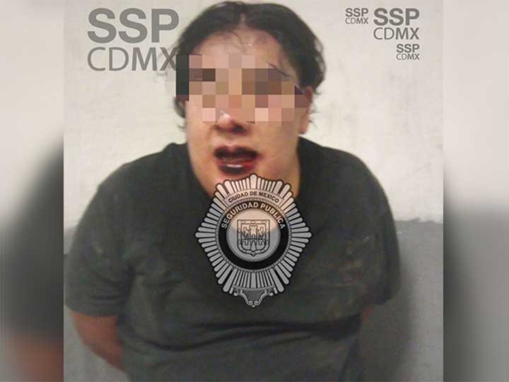 Investigan a ladrón atrapado por robo de celular en Metrobús