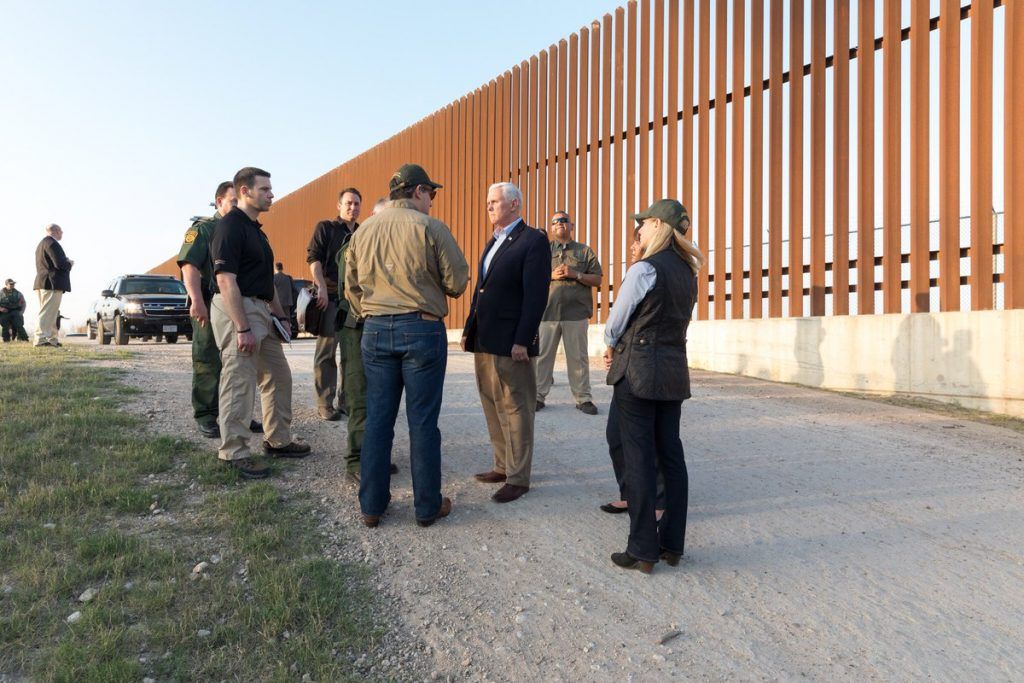 Mike Pence viajará a frontera con México el lunes - mike-pence-frontera-1024x683
