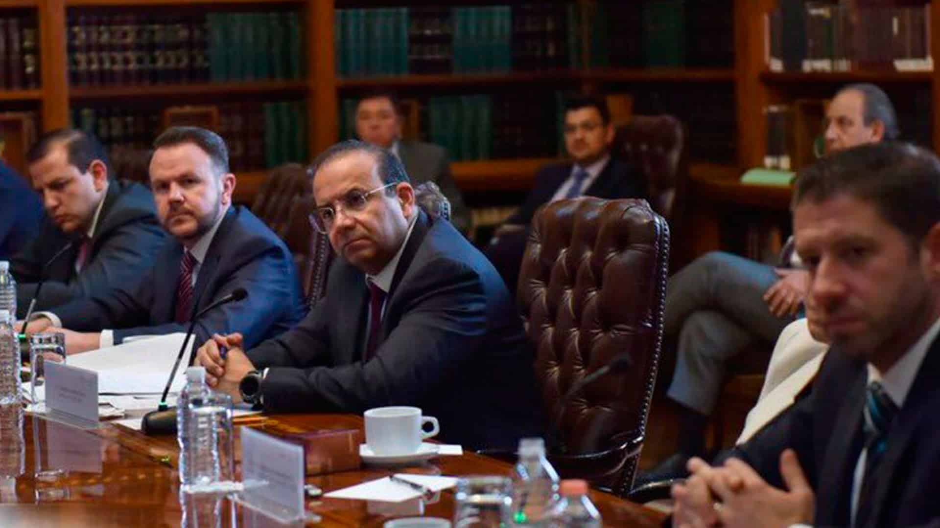 Titular de la Segob se reune con 12 gobernadores del PRI