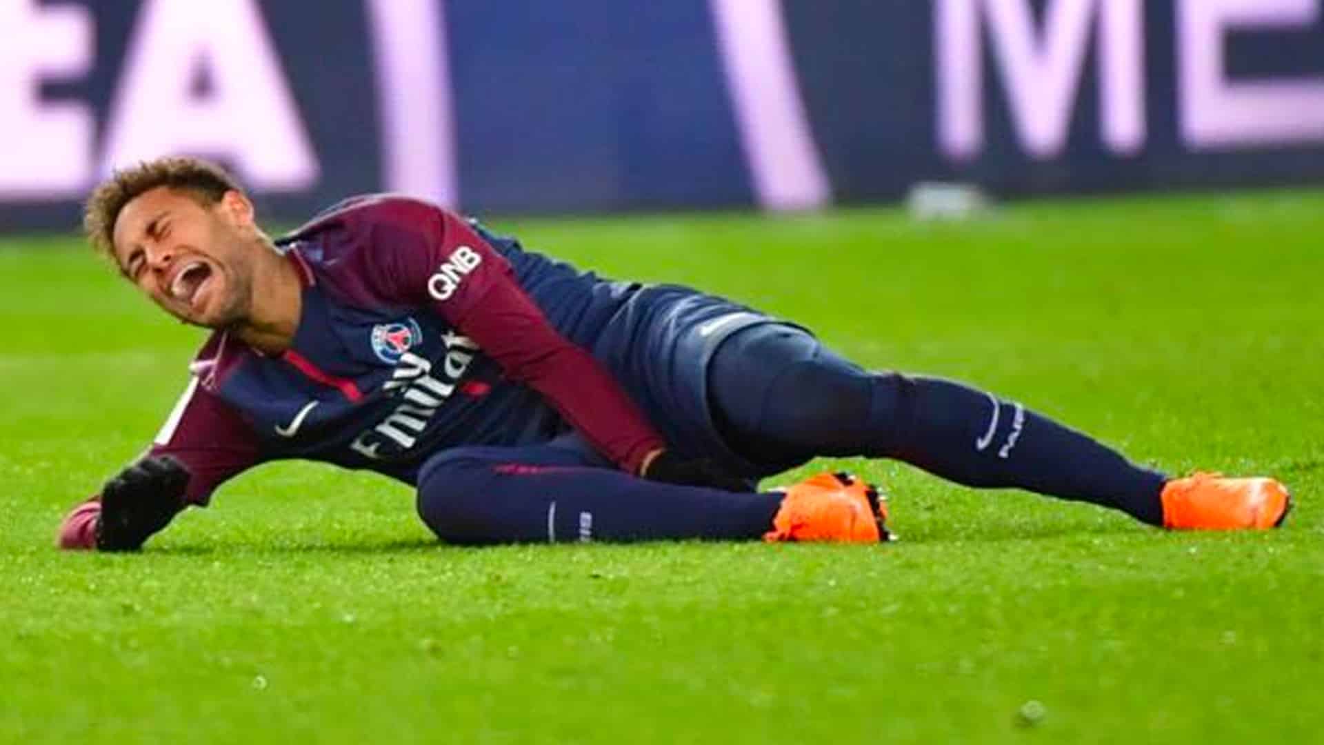 Neymar no necesita operación. Podría enfrentar al Real Madrid: Emery
