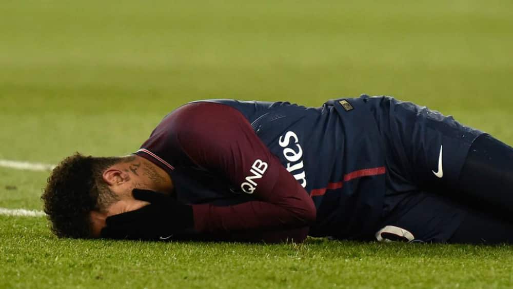 Confirman lesión de Neymar; es duda ante Real Madrid