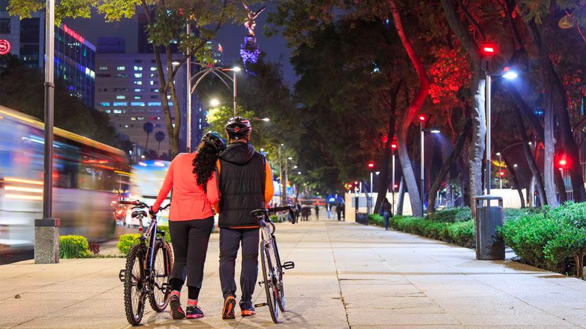 Este sábado habrá paseo nocturno ciclista en la Ciudad de México