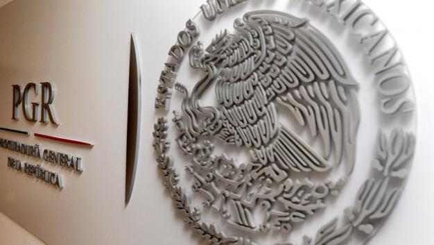 Procesan a dos agentes del Ministerio Público de PGR