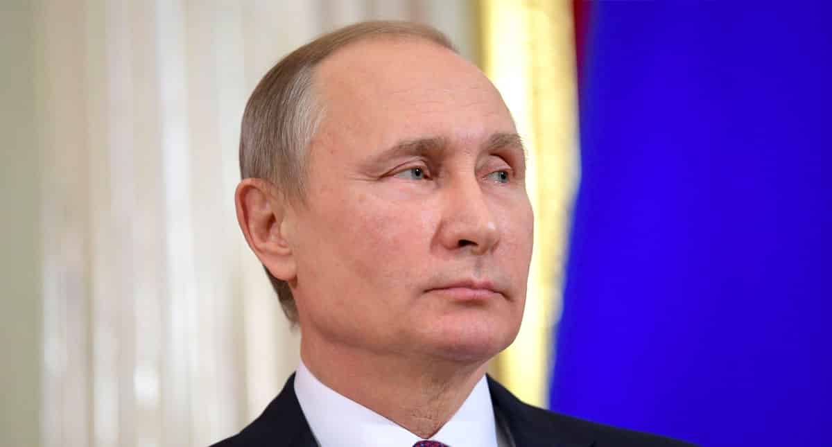 Acusan a familiares de Putin de lavado de dinero