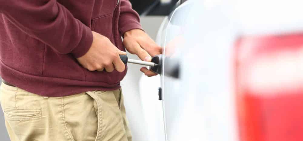 Roban hasta 90 autos por día en el Estado de México