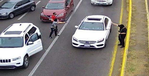 Publican fotos del ataque en Culiacán