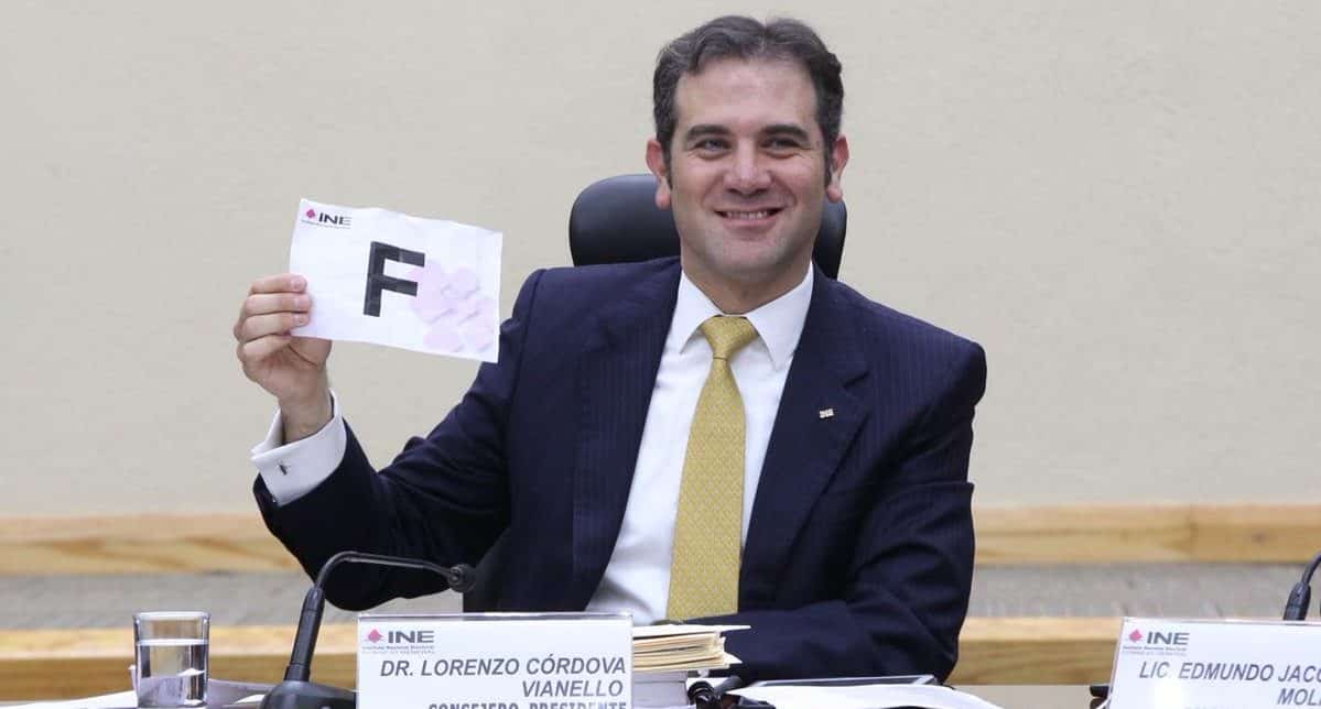 INE realiza sorteo para elegir funcionarios de casilla