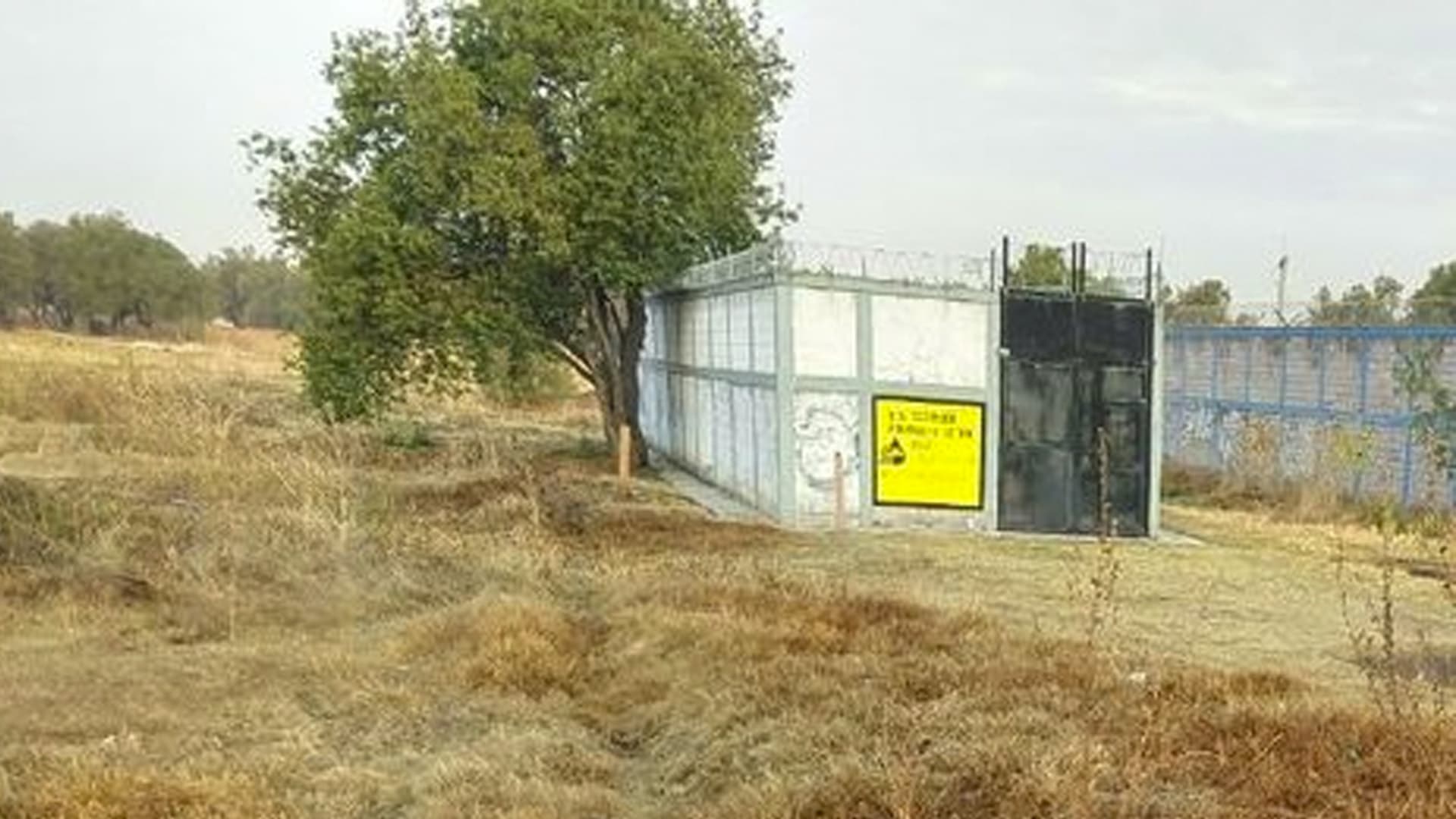 Encuentran a dos ejecutados en terreno baldío del Estado de México