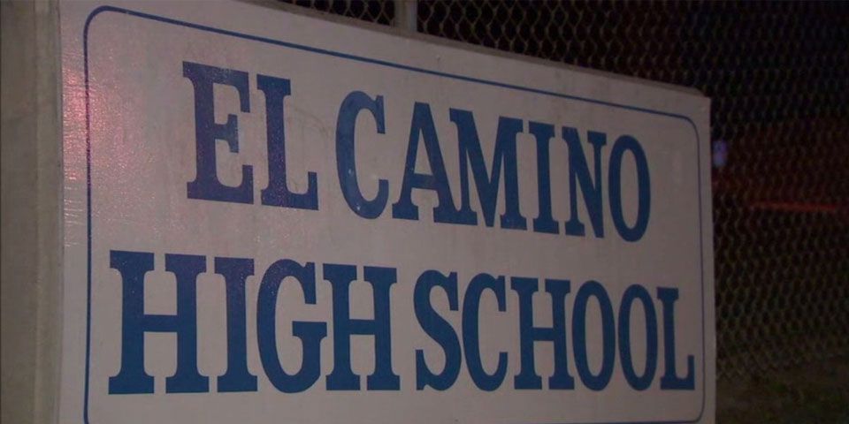 Detienen a adolescente en Los Ángeles por planear tiroteo escolar Detienen a adolescente en Los Ángeles por planear tiroteo escolar