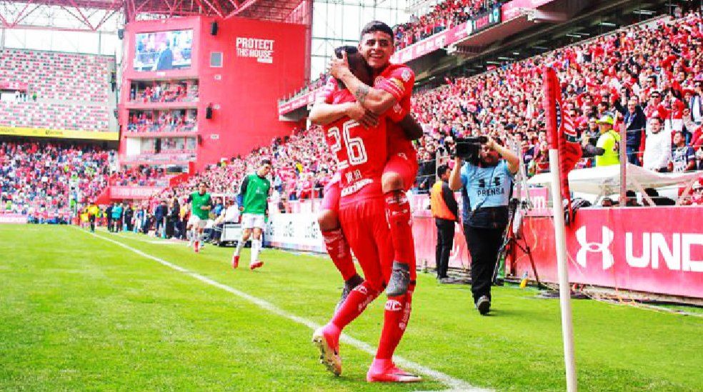 Toluca arruina el invicto de Rayados