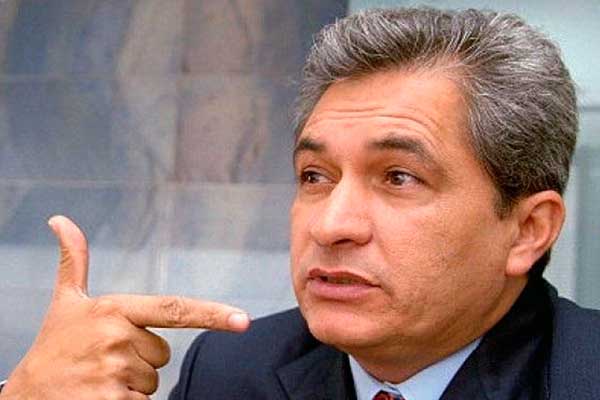 Giran tercera orden de aprehensión contra Tomás Yarrington