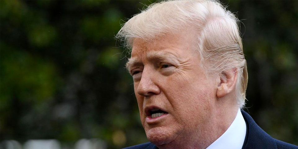 Policía que no actuó durante tiroteo escolar es un cobarde: Trump