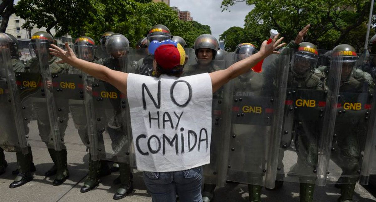Piden a la Corte Penal Internacional investigar abusos en Venezuela - venezuela-crisis
