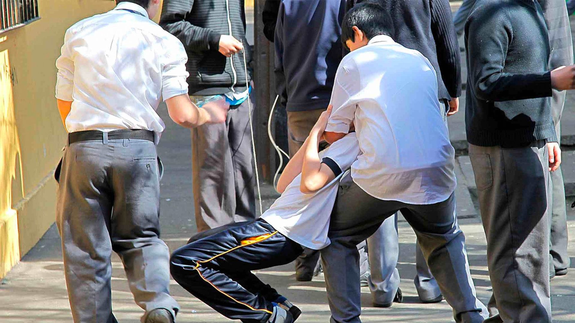 Violencia escolar es reflejo de la sociedad: UNAM Violencia escolar es reflejo de la sociedad: UNAM