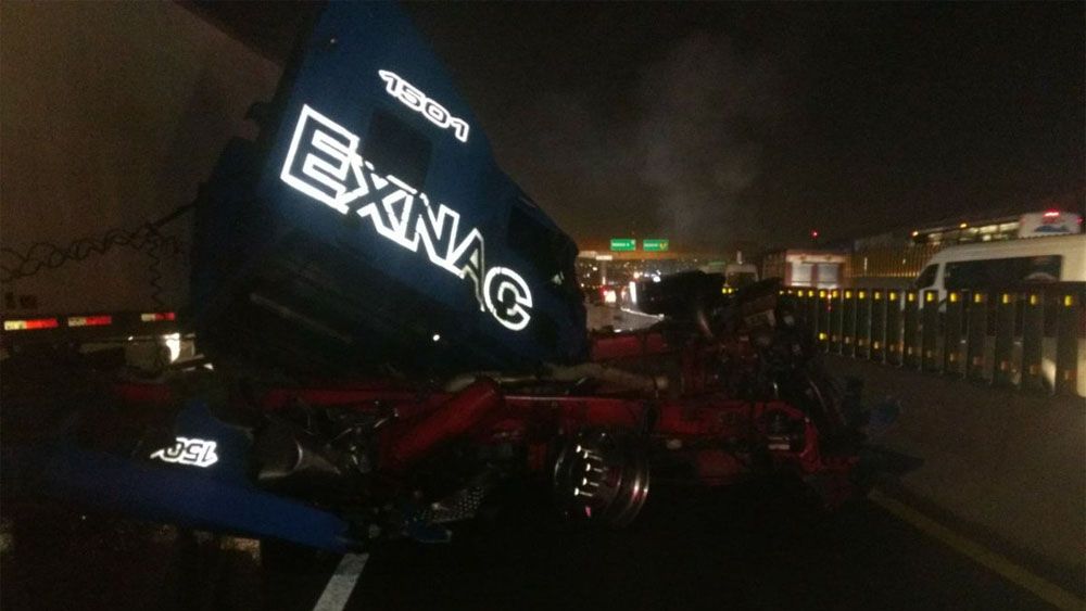 Choque en la Autopista México-Puebla provoca caos