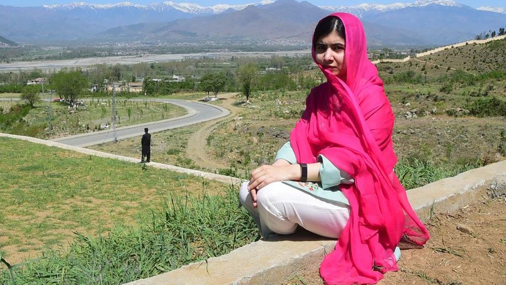 Muere líder talibán que ordenó asesinato de Malala tras ataque de EE.UU.