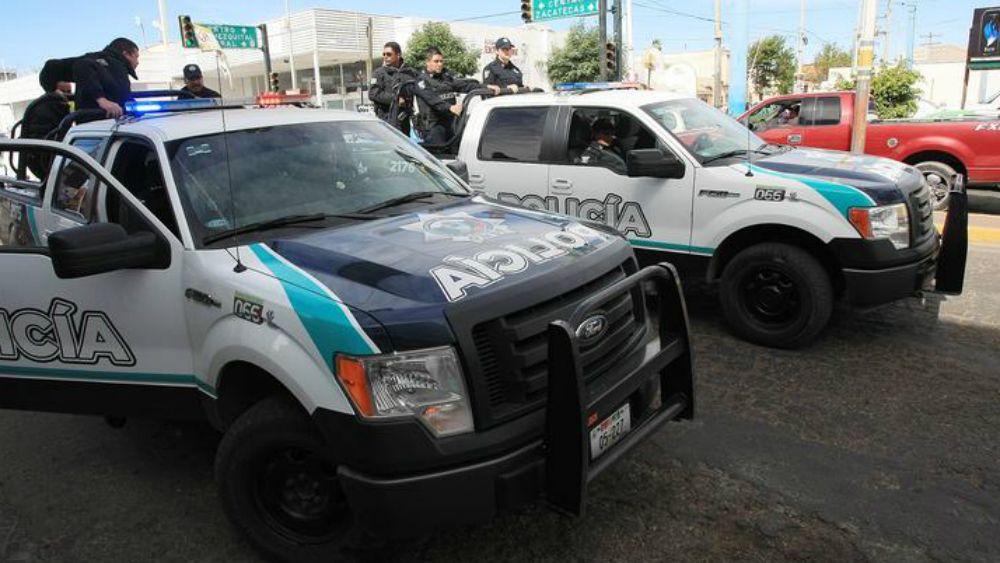 Asaltantes despojan a cuentahabiente de 900 mil pesos en Durango