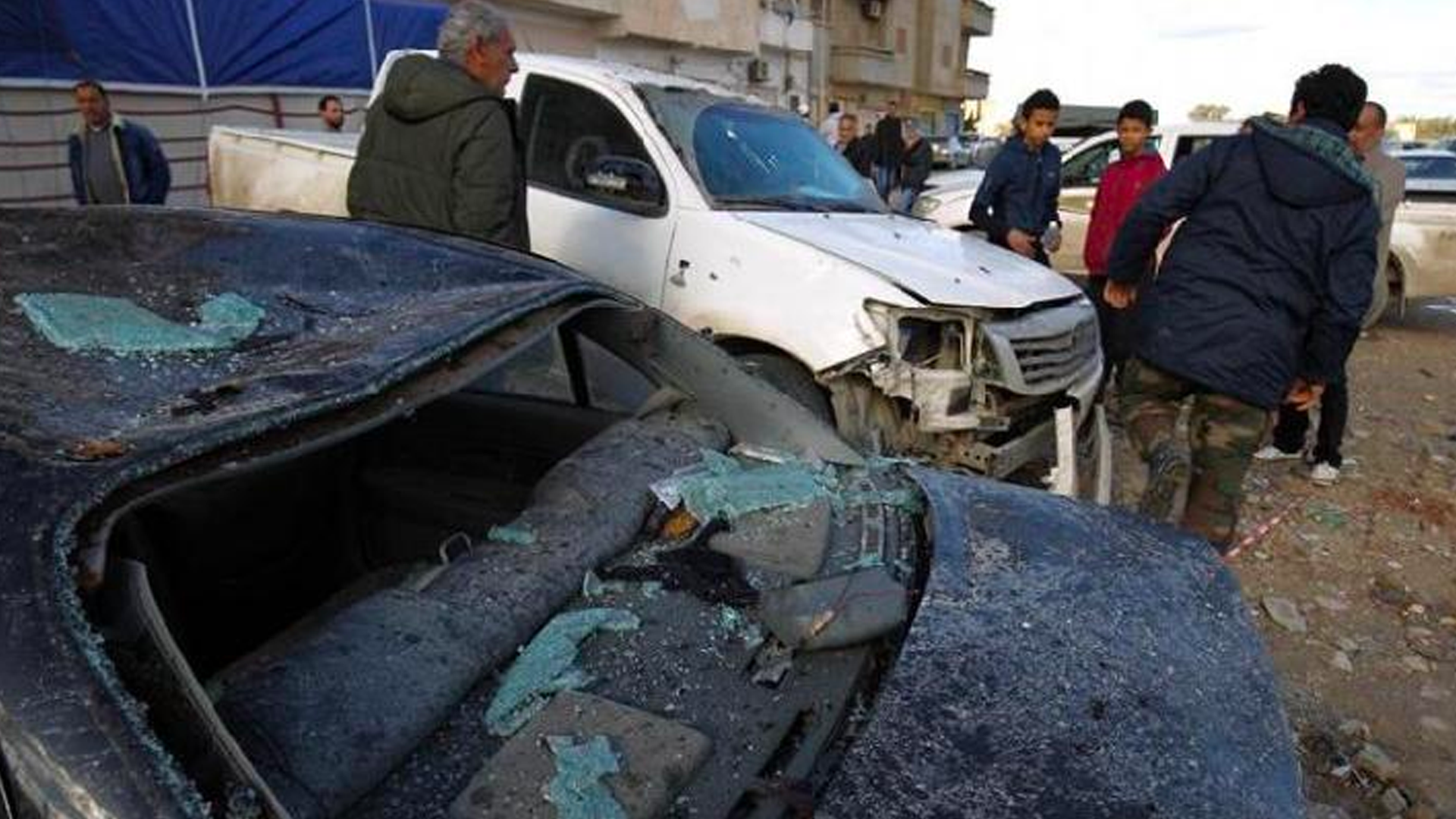 Coche bomba deja seis muertos en Libia