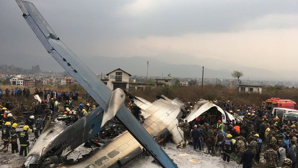 Accidente de avión deja al menos 38 muertos en Nepal