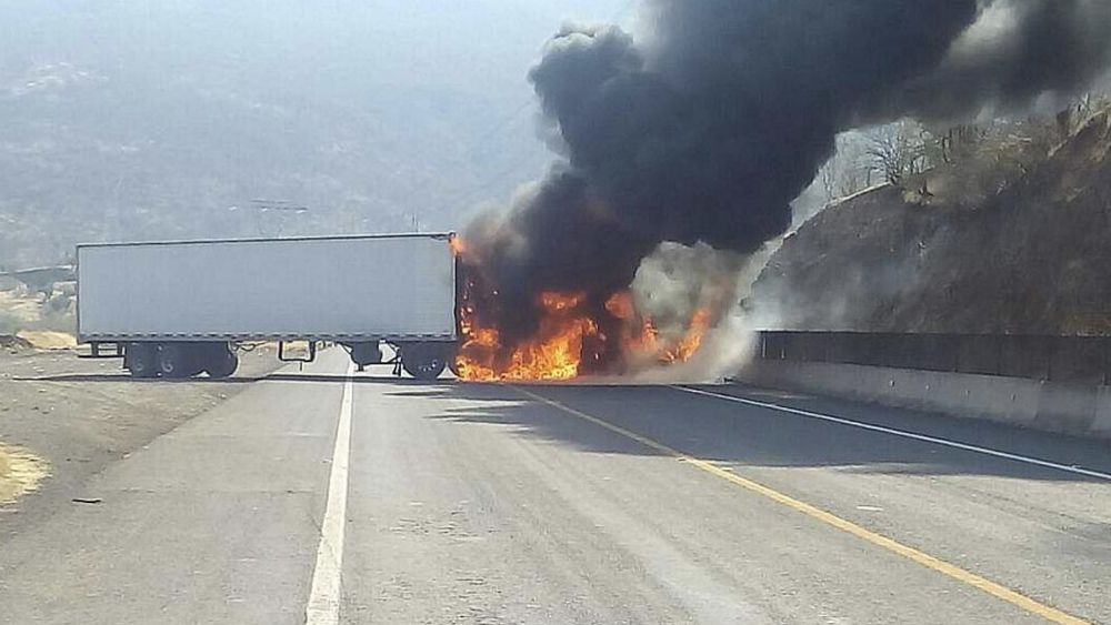 Bloqueos en Michoacán dejan pérdidas por 500 mil pesos