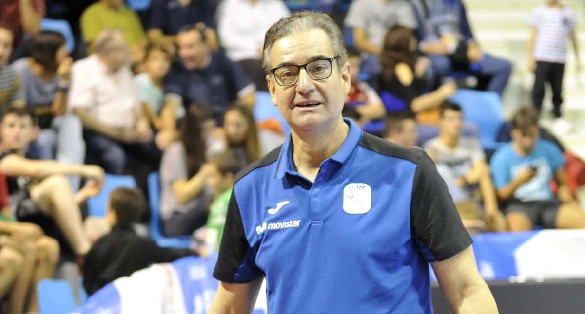 Asistente de campo sufre infarto en pleno partido de futbol sala