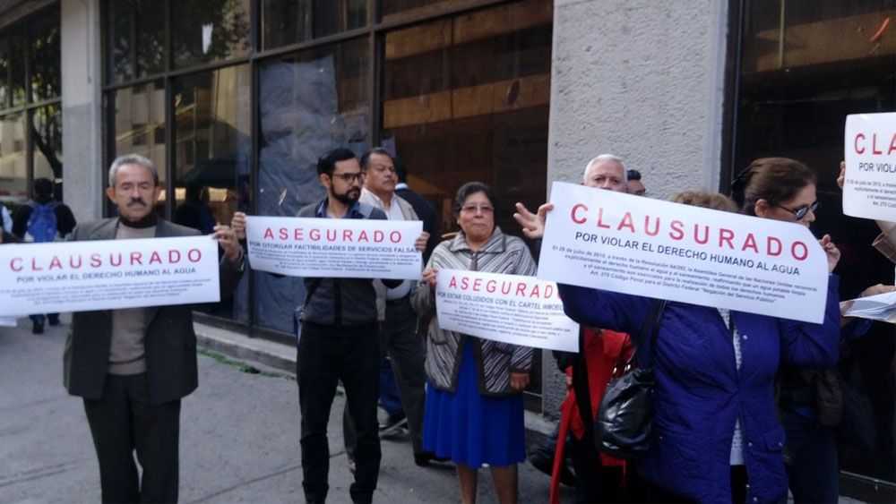 Clausuran simbólicamente oficinas de Sacmex por falta de agua