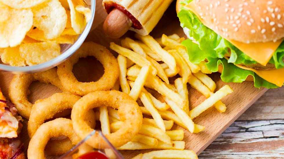 Científicos hallan por error fórmula para comer grasas sin subir de peso