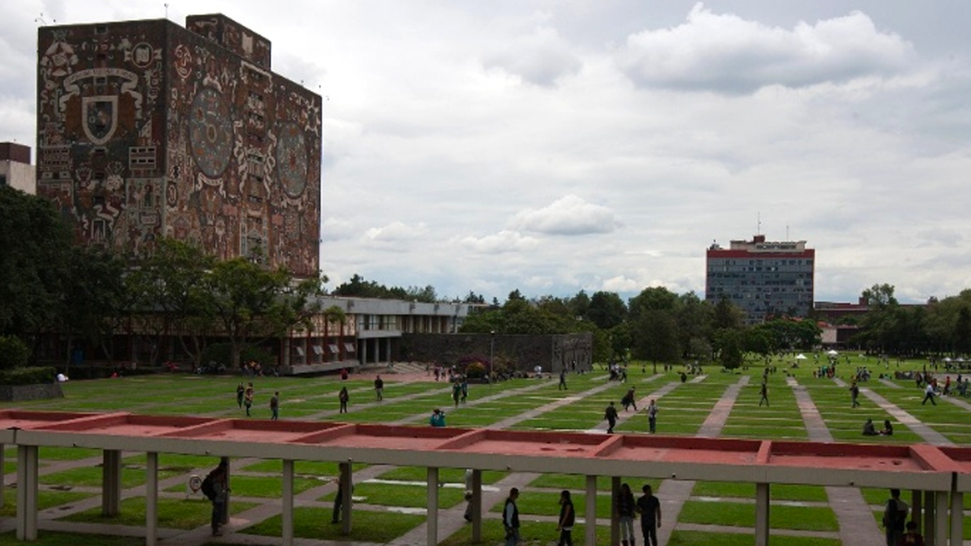 Detienen a nueve por tráfico de drogas en inmediaciones de CU