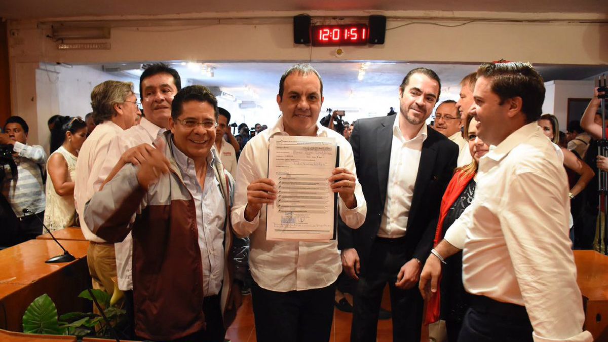 Cuauhtémoc Blanco se registra como candidato a gobernador