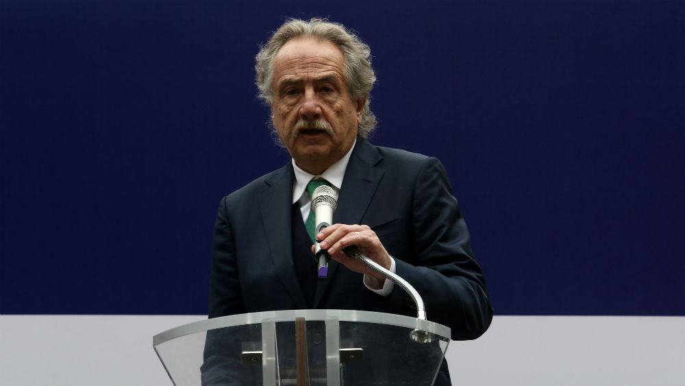 Revelan carta de disculpa de Decio de María a Fox Sports