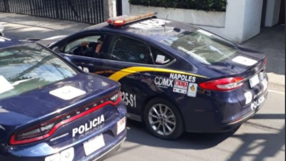 Detienen a policías capitalinos por adueñarse de botín de ladrón