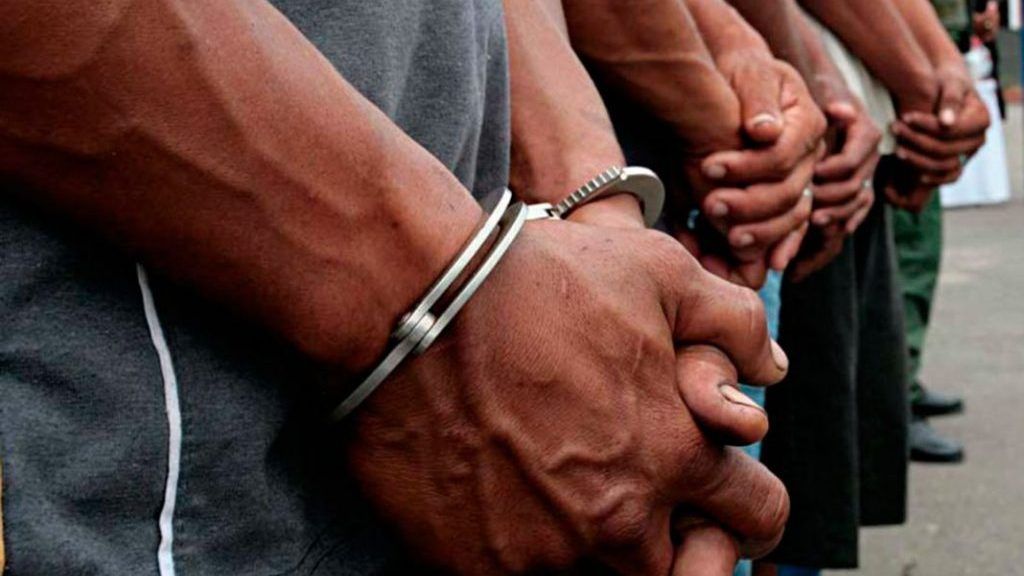 Policía Federal detiene a tres presuntos secuestradores