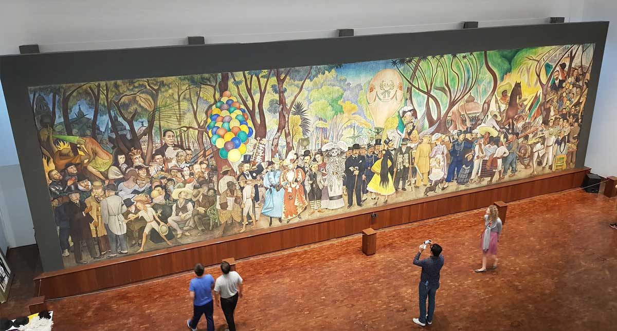 Admire la obra de Diego Rivera en el Centro Histórico