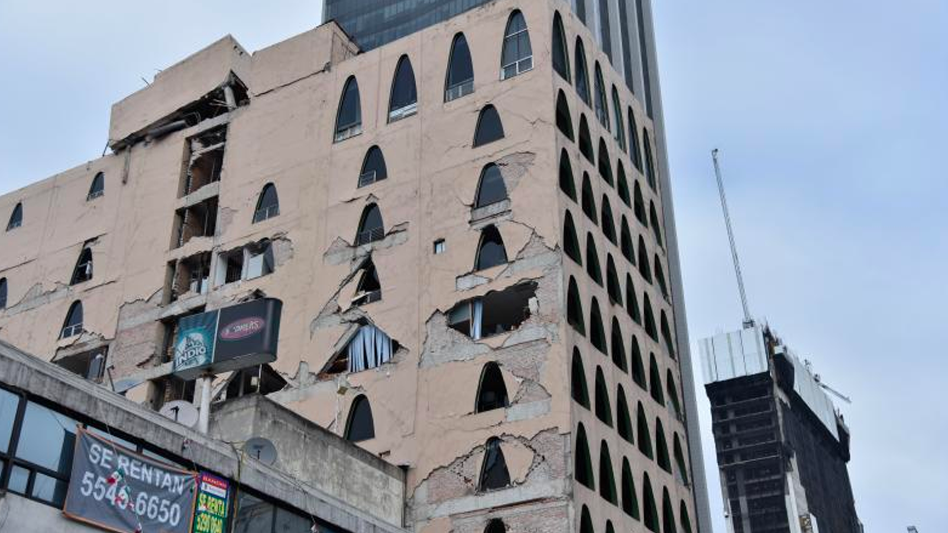 Van 30 edificios demolidos tras sismo del 19S