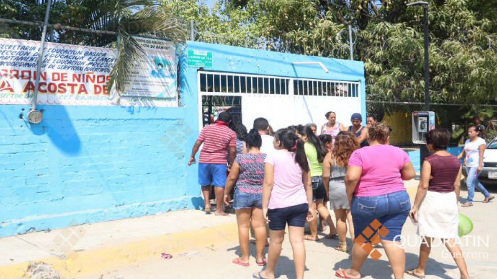 Cierran escuelas en Acapulco tras ataque a telesecundaria
