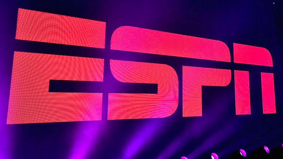 Exjefe de ESPN renunció tras extorsión de traficante de drogas