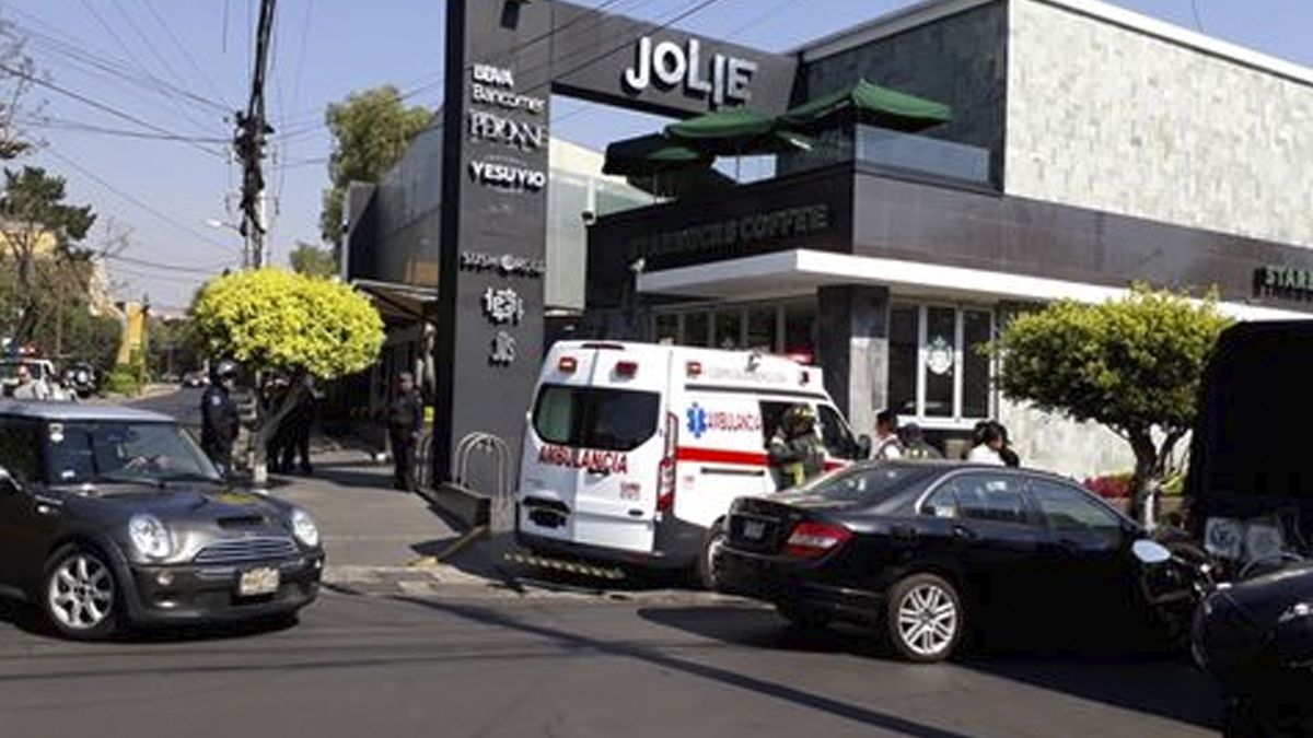 Explosión en restaurante en Jardines del Pedregal deja un lesionado