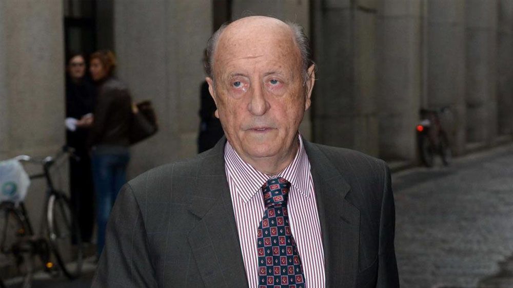 Acusan de malversación a exdirector del banco del Vaticano